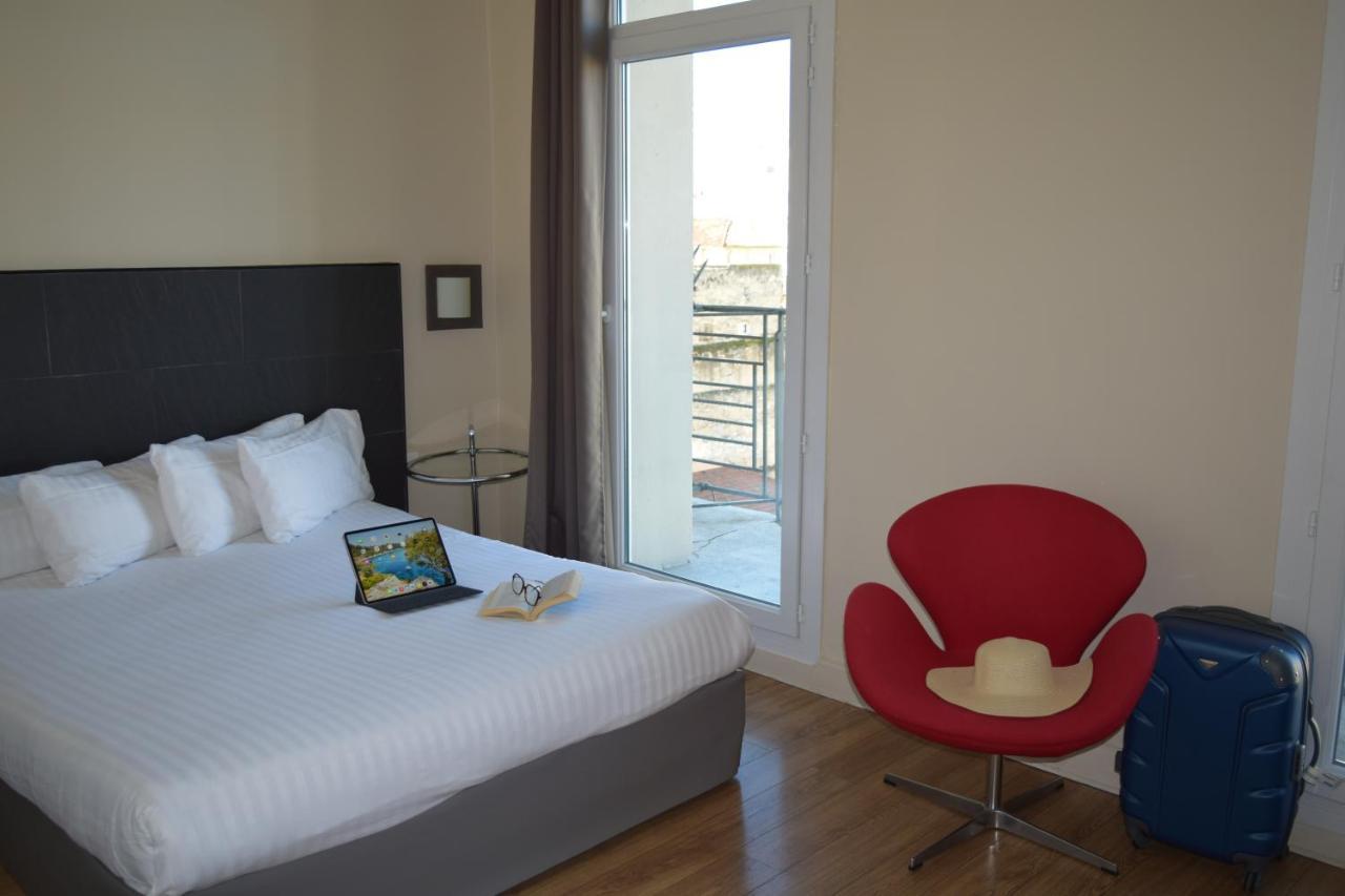 Amirauté Hotel